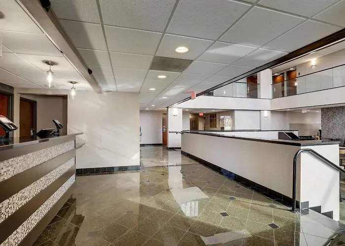Drury Inn & Suites Springfield