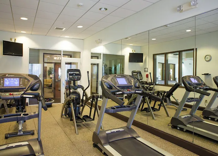 Holiday Inn Hotel & Suites Bloomington Airport By Ihg